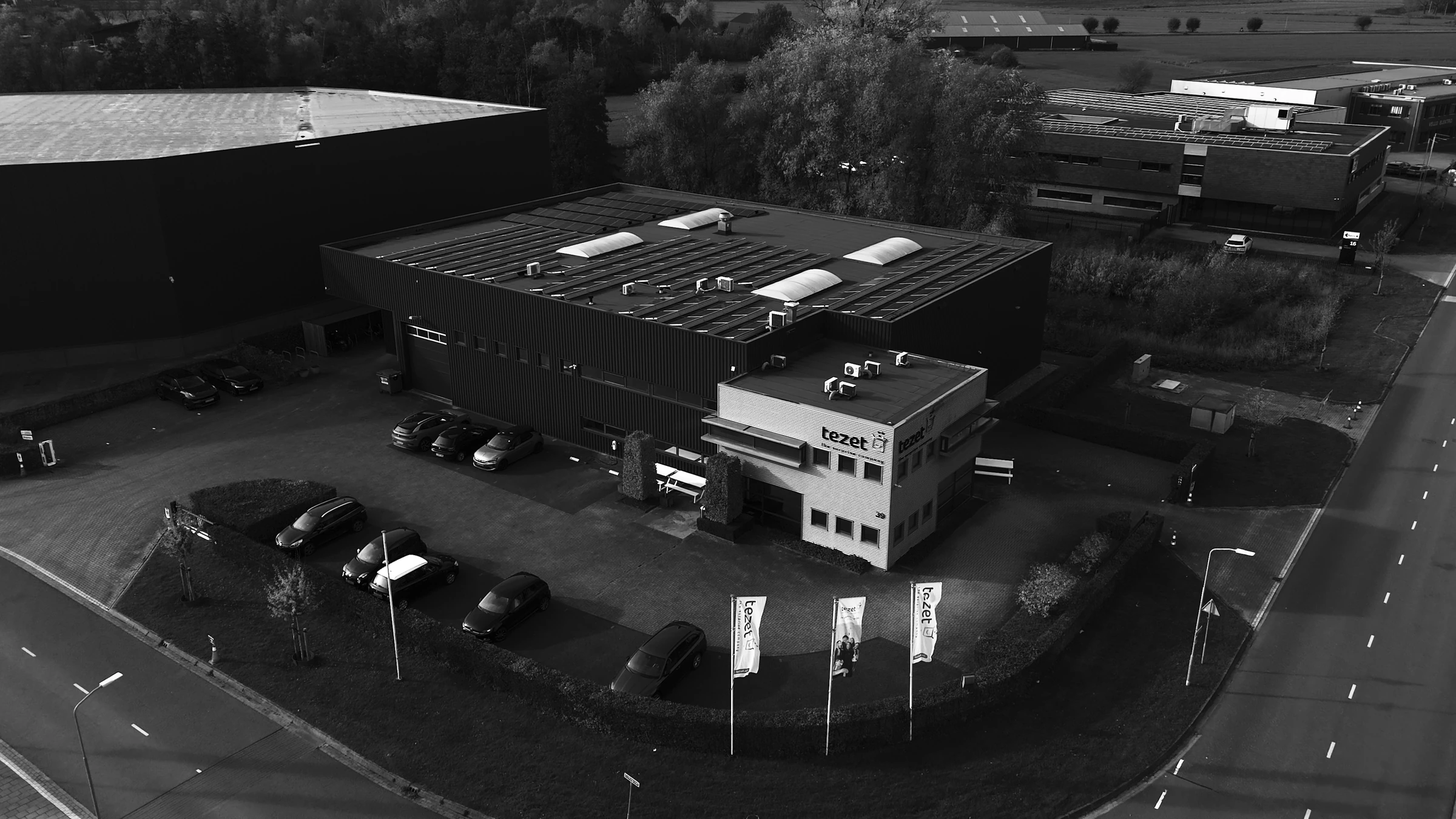 Het pand van Tezet vanuit de lucht